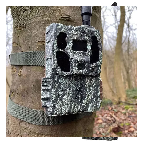 Browning Defender Pro Scout Solar Ai 4G Trail Camera